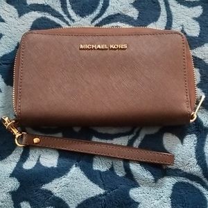 Michael Kors wristlet